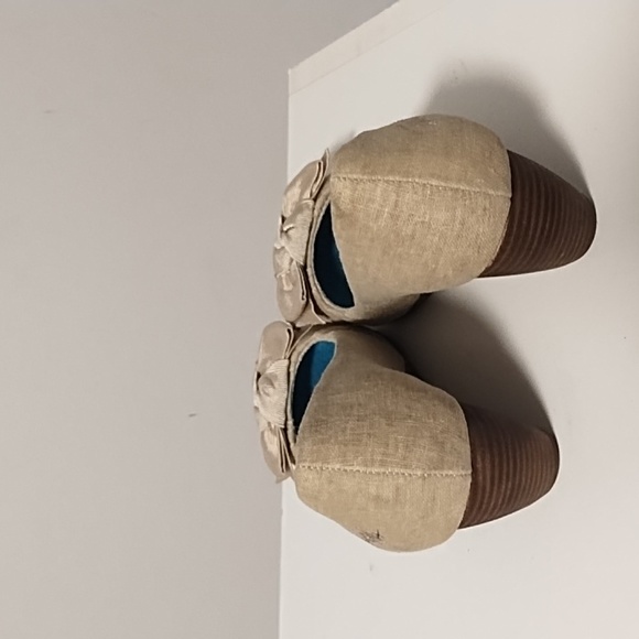 Blowfish Malibu Fabric Wedge - Picture 5 of 6